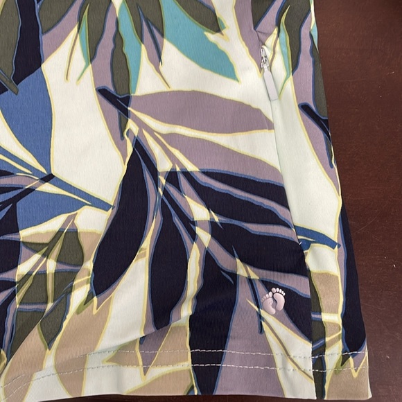 NWT Hang Ten top UVF 50+, quick dry and zippered picket - Picture 8 of 9